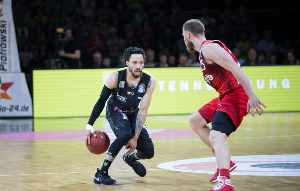 与边路快马 与边路快马